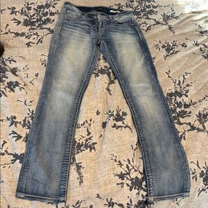 Daytrip Virgo Straight Light Blue Wash Jeans